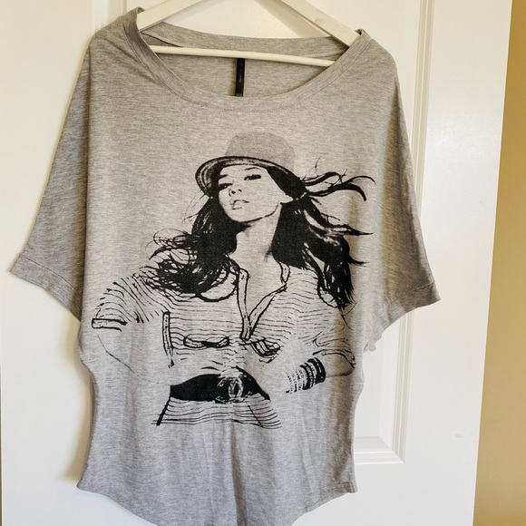 Long shirt - Picture 1 of 4